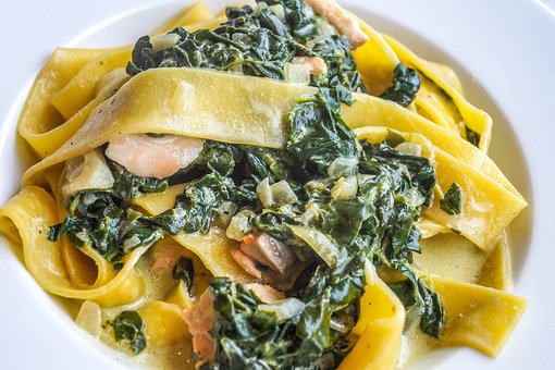 Fettuccine con salsa di Baccala